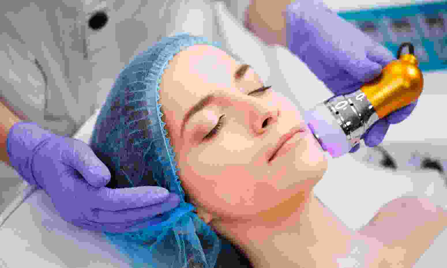 Methods For Applying Cosmetics